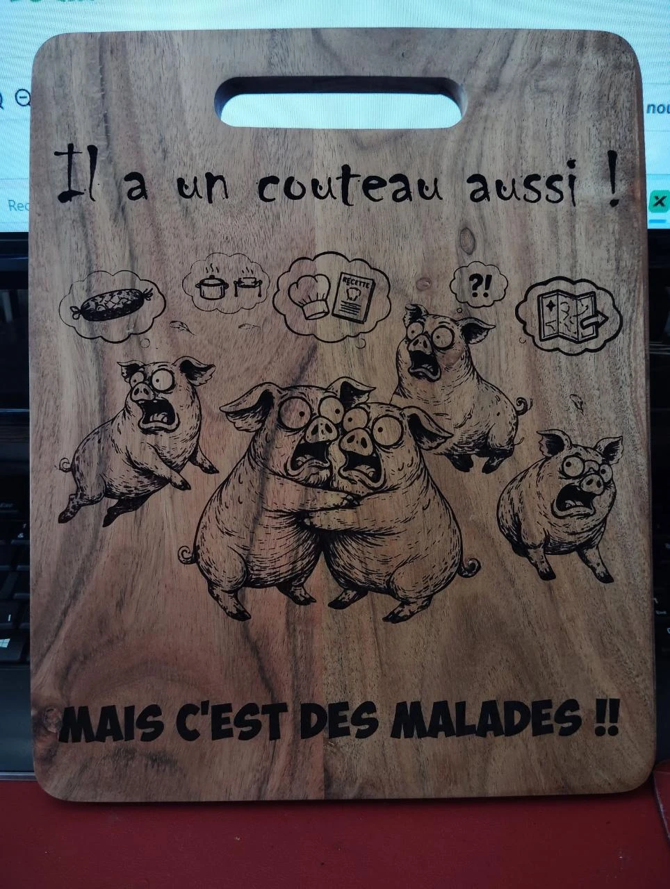Planche à découper gravé